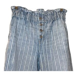Rare American Eagle High Rise Paperbag Mom Jeans – Railroad Stripe – Size 6